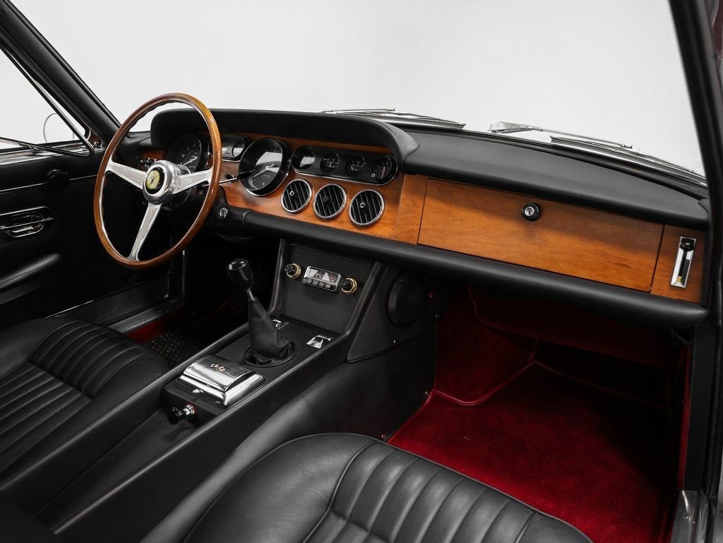 1967 Ferrari 330 GT 2+2 MK II