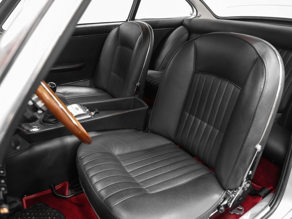 1967 Ferrari 330 GT 2+2 MK II