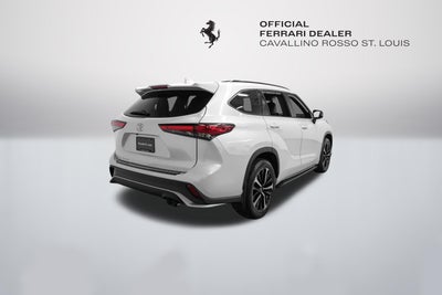 2022 Toyota Highlander XSE
