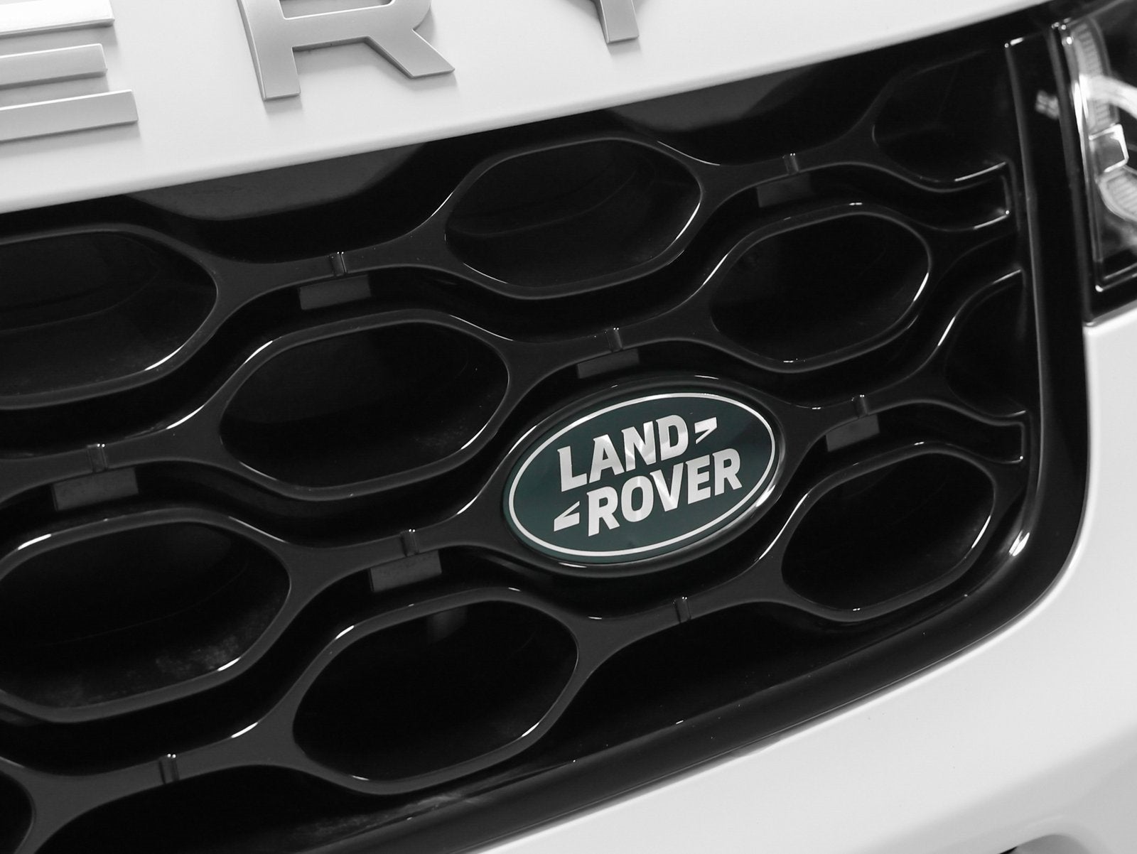 2024 Land Rover Discovery Sport Core S