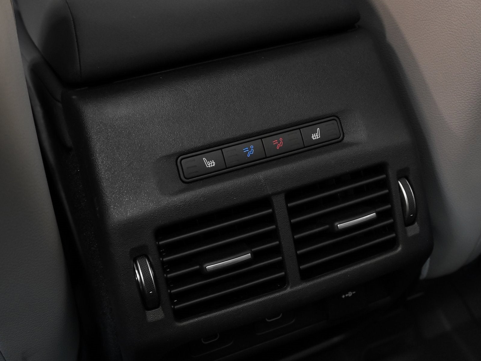 2024 Land Rover Discovery Sport Core S