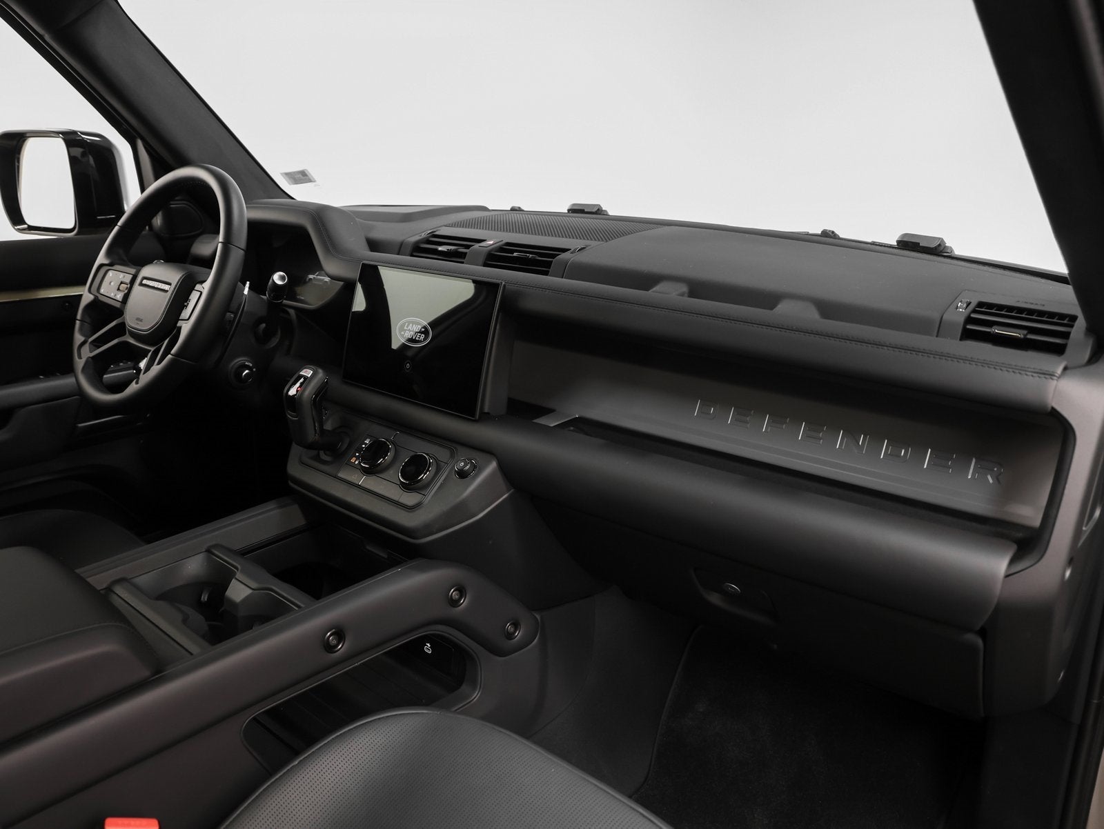 2025 Land Rover Defender OCTA