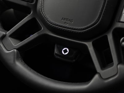 2025 Land Rover Defender OCTA