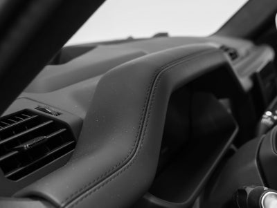 2025 Land Rover Defender OCTA