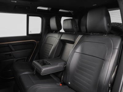 2025 Land Rover Defender OCTA