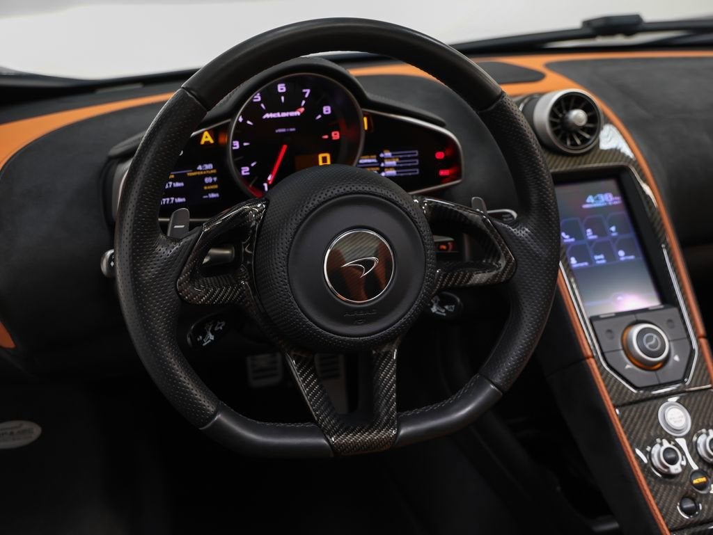 2013 McLaren MP4-12C Base