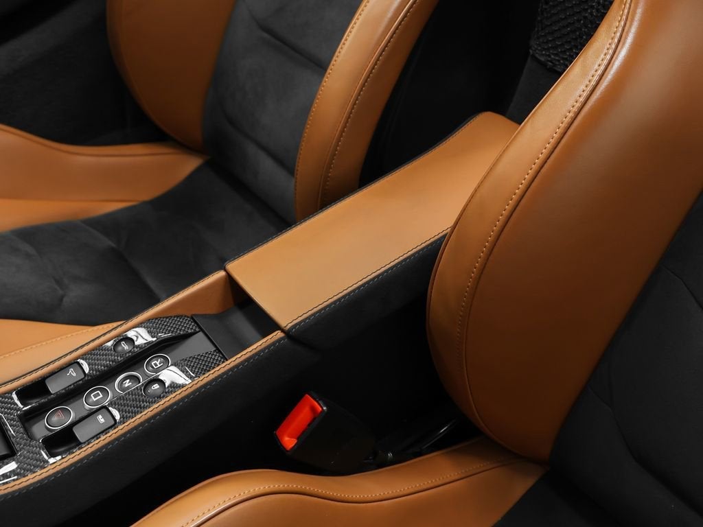 2013 McLaren MP4-12C Base