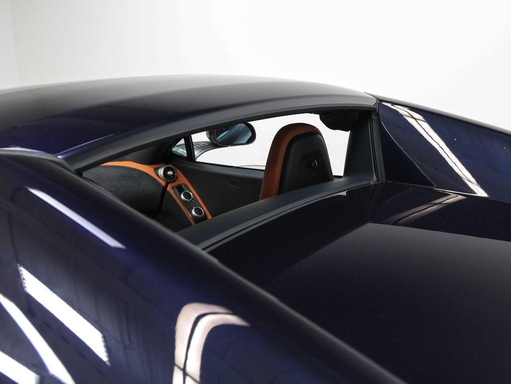2013 McLaren MP4-12C Base