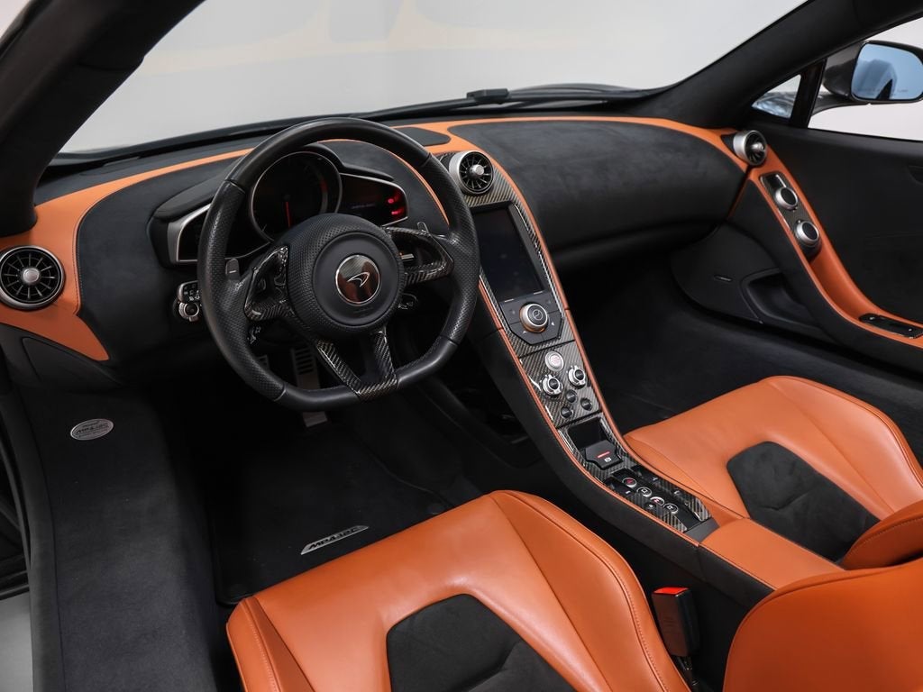 2013 McLaren MP4-12C Base