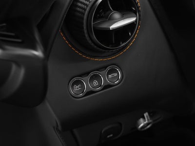 2025 McLaren 750S Base