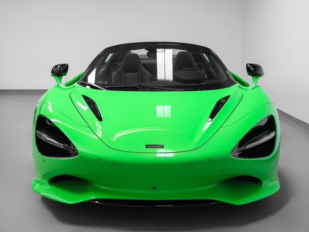 2025 McLaren 750S Base