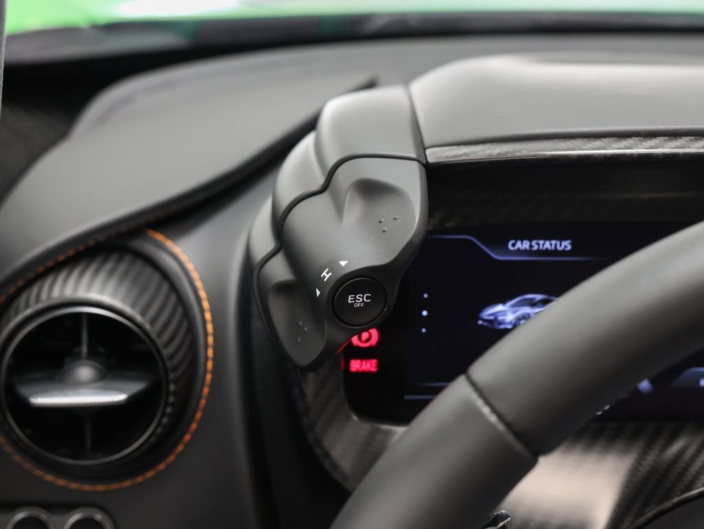 2025 McLaren 750S Base