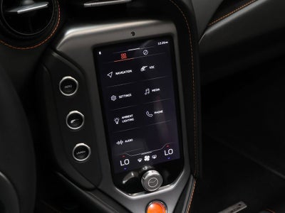 2025 McLaren 750S Base