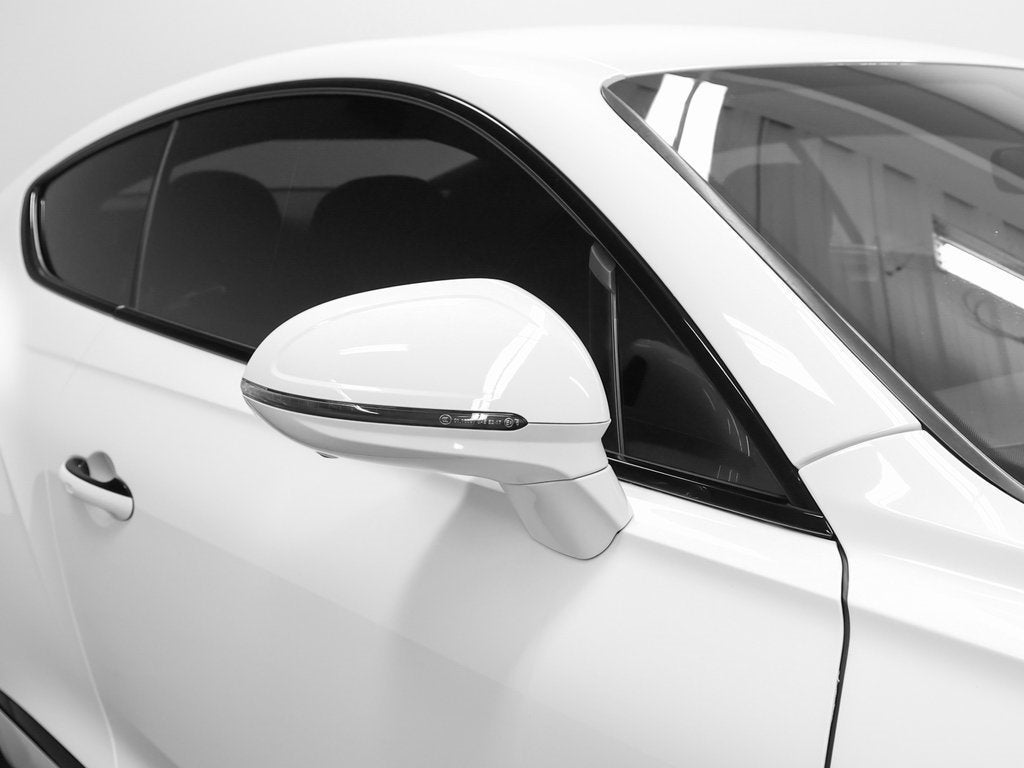 2022 Bentley Continental V8