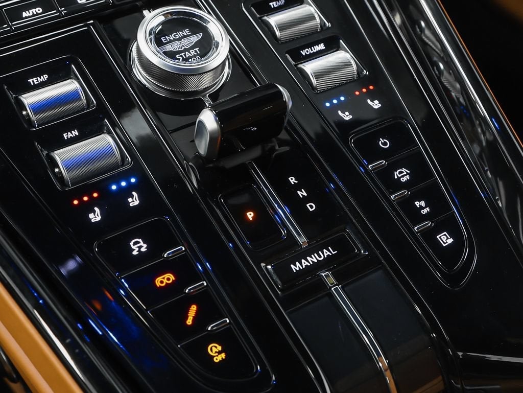 2024 Aston Martin DB12 Base