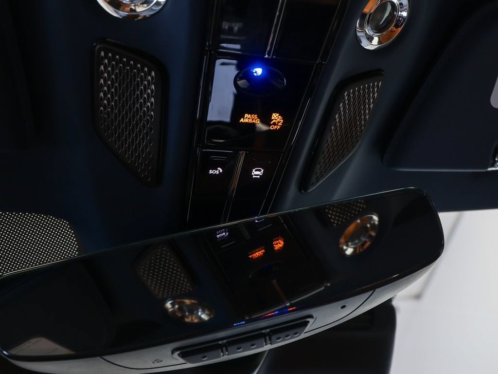 2024 Aston Martin DB12 Base