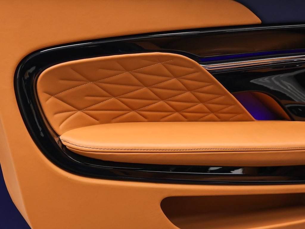 2024 Aston Martin DB12 Base