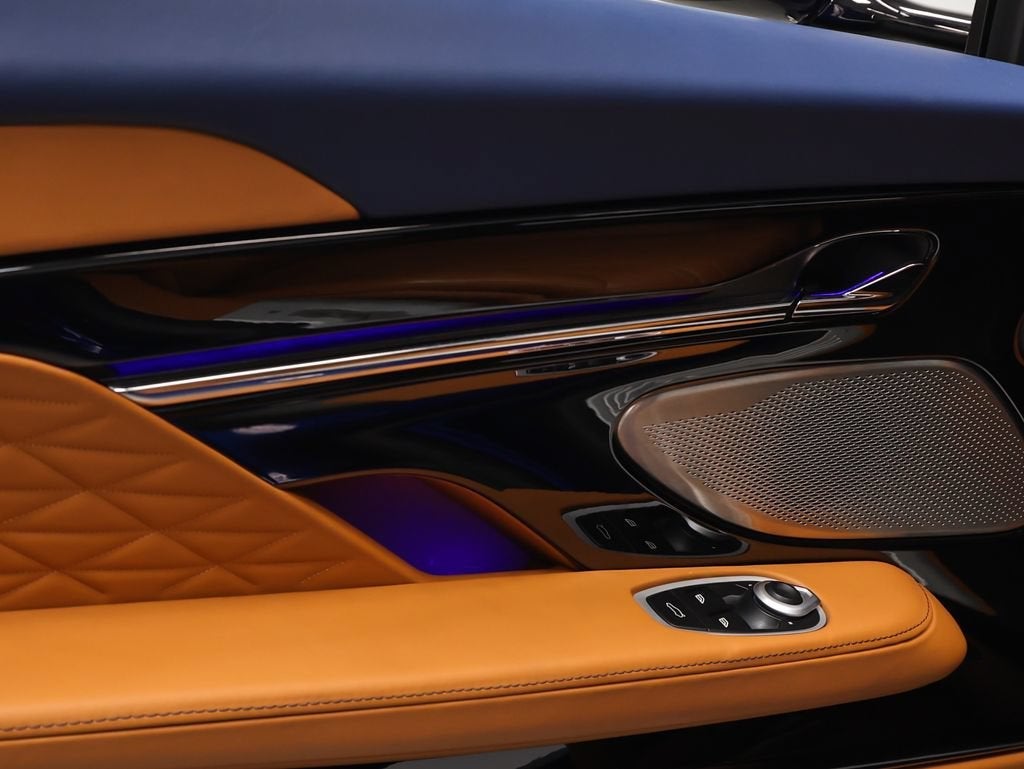2024 Aston Martin DB12 Base
