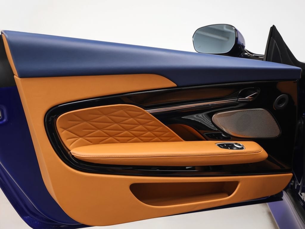 2024 Aston Martin DB12 Base