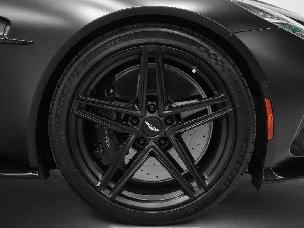 2025 Aston Martin Vantage Base