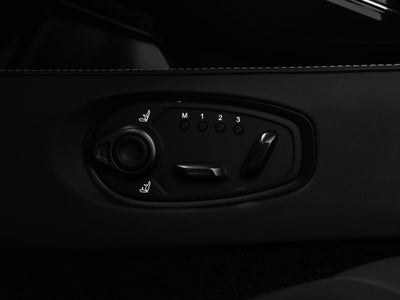 2025 Aston Martin Vantage Base