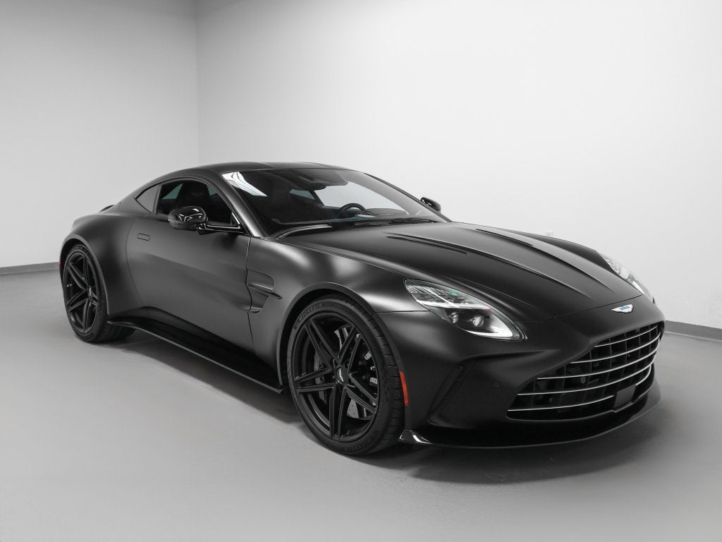 2025 Aston Martin Vantage Base