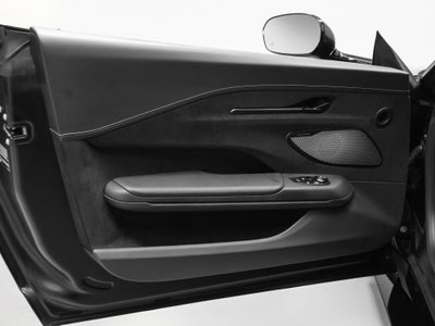 2025 Aston Martin Vantage Base