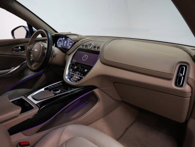 2021 Aston Martin DBX Base