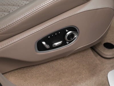 2021 Aston Martin DBX Base