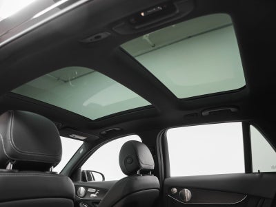 2021 Mercedes-Benz GLC GLC 300