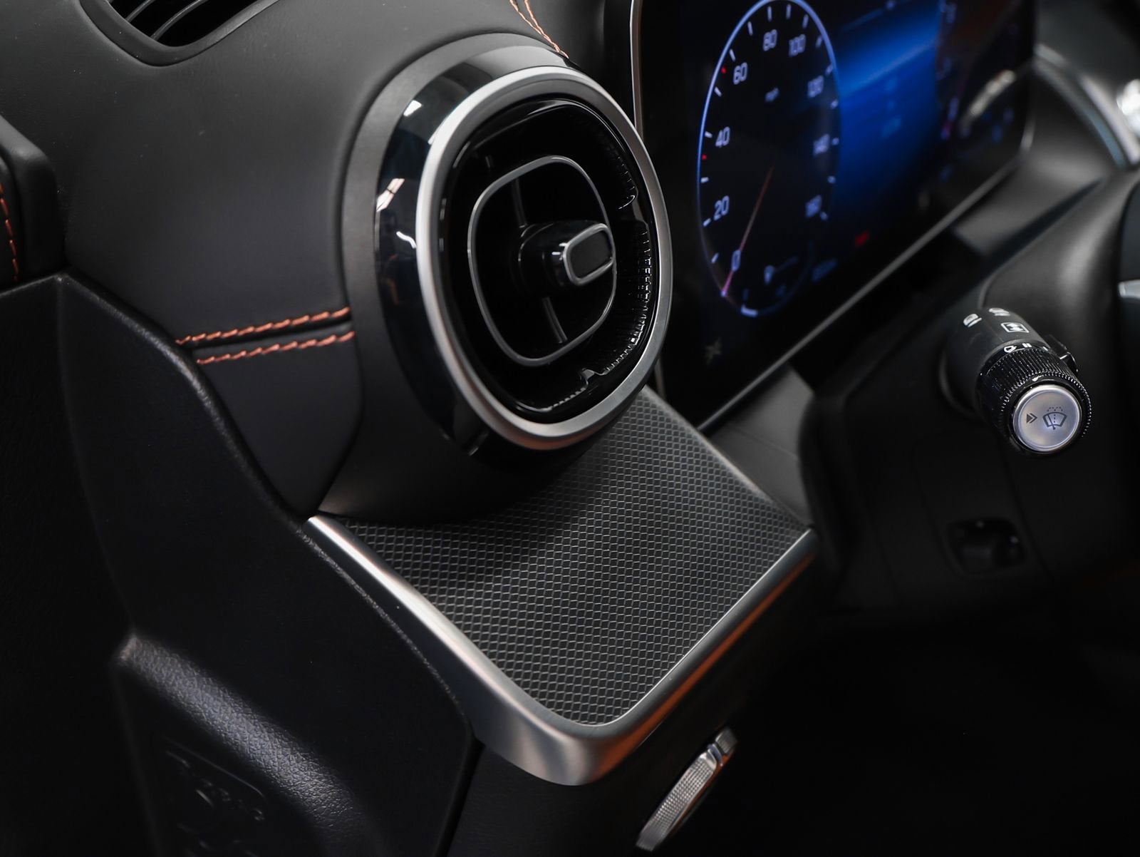 2024 Mercedes-Benz GLC GLC 300