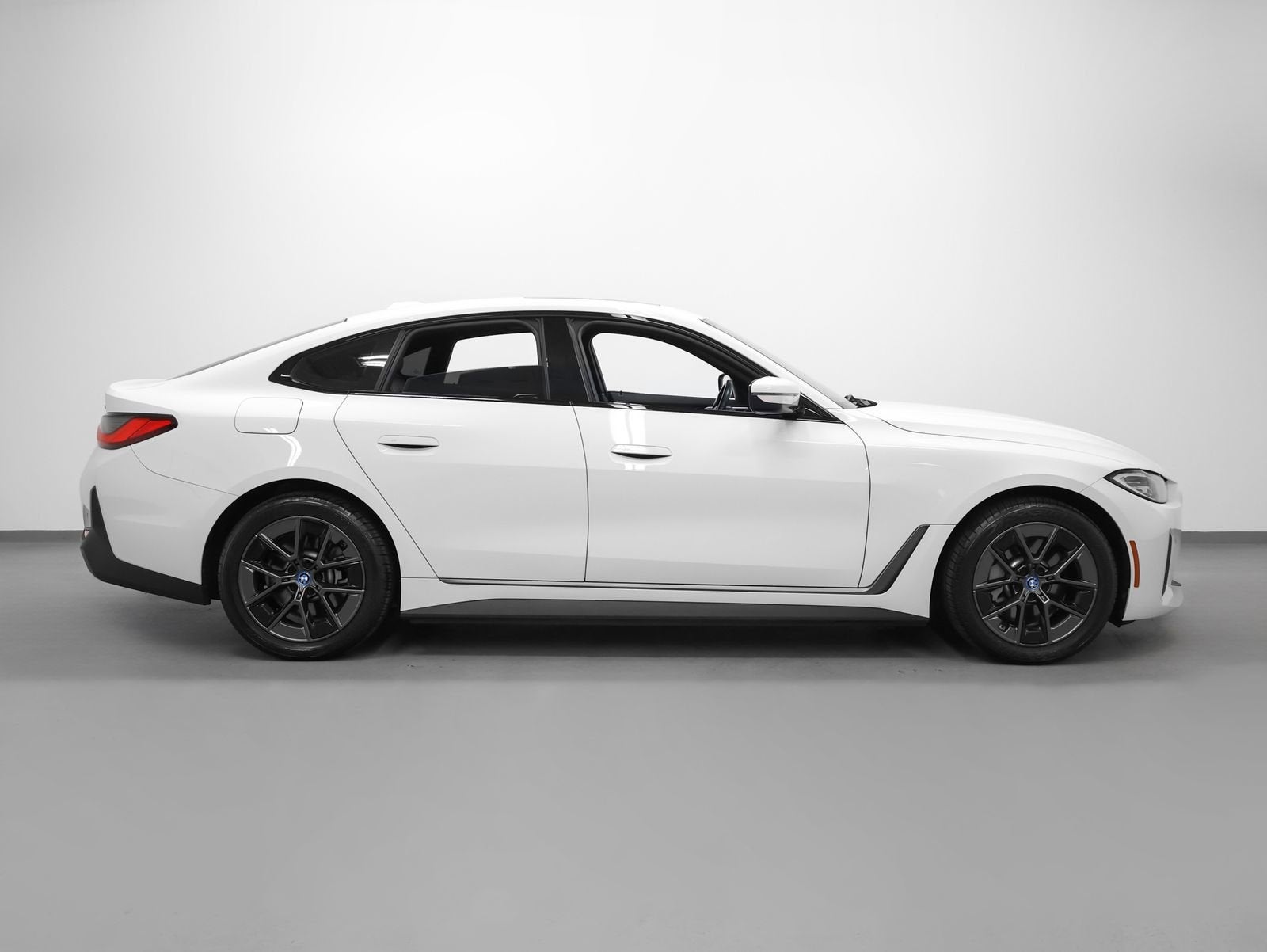 2023 BMW i4 eDrive40