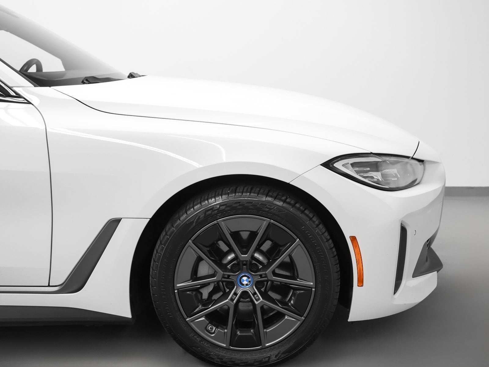 2023 BMW i4 eDrive40