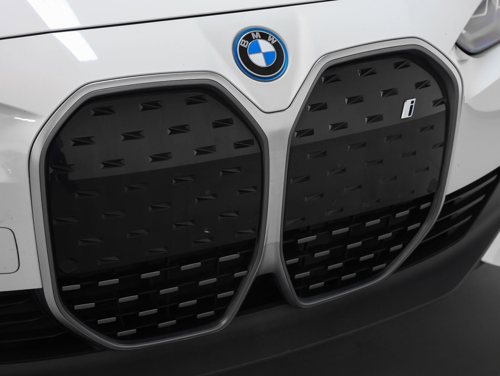 2023 BMW i4 eDrive40