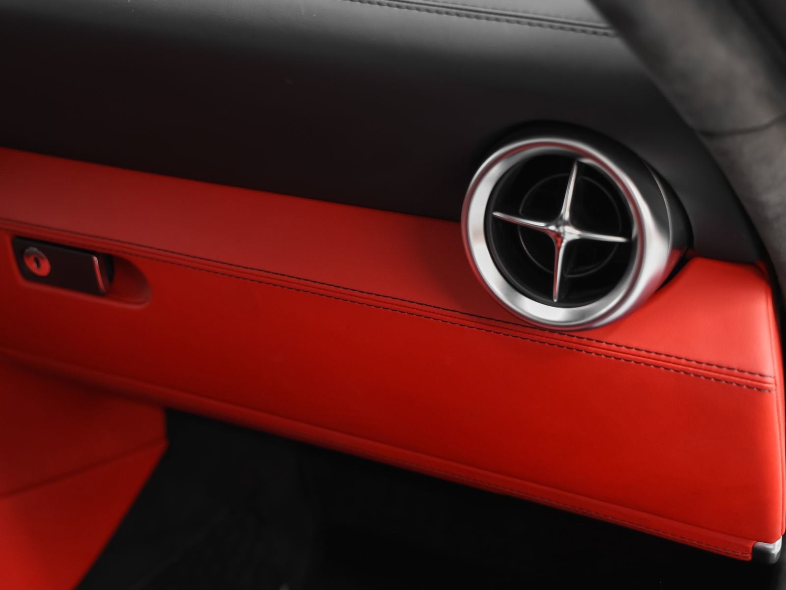 2011 Mercedes-Benz SLS AMG® SLS AMG®