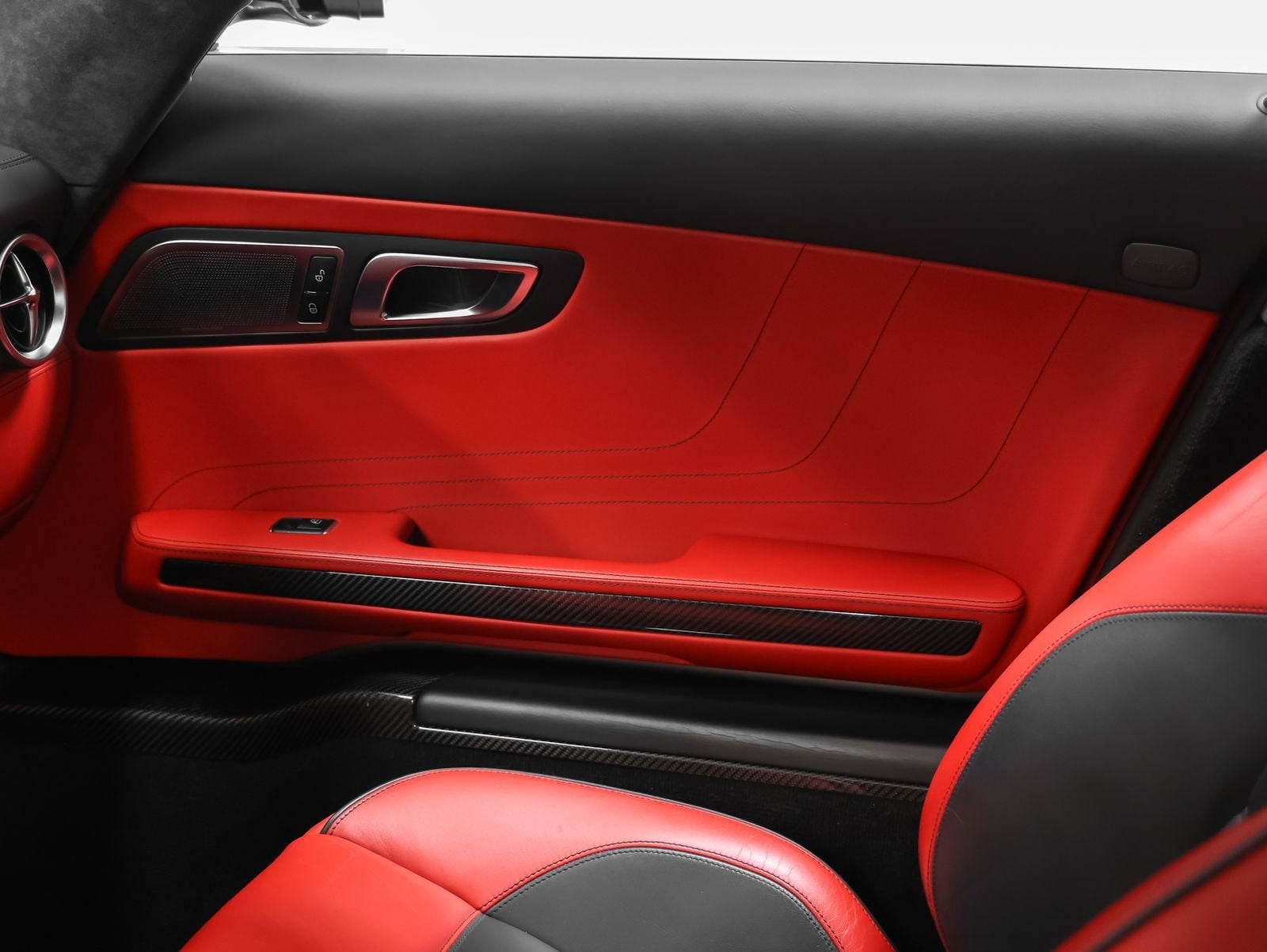 2011 Mercedes-Benz SLS AMG® SLS AMG®