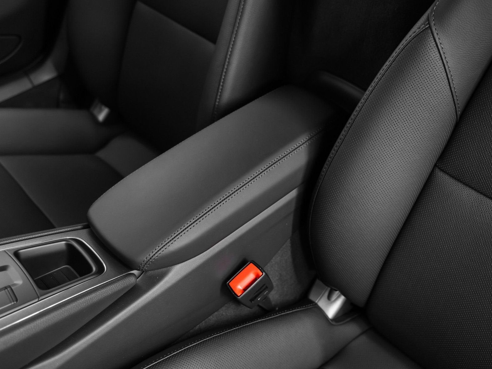 2025 Porsche 718 Cayman Base