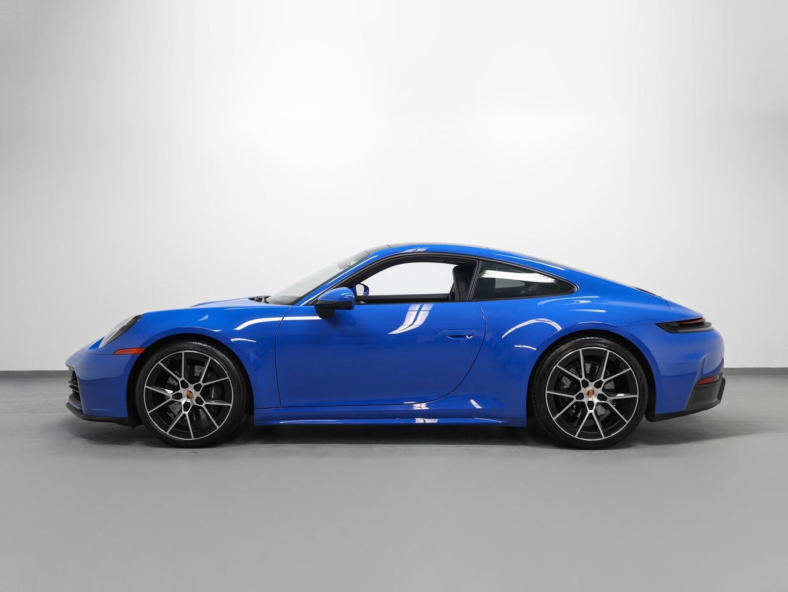 2025 Porsche 911 Carrera