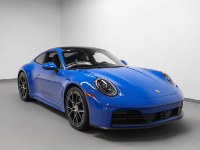 2025 Porsche 911 Carrera