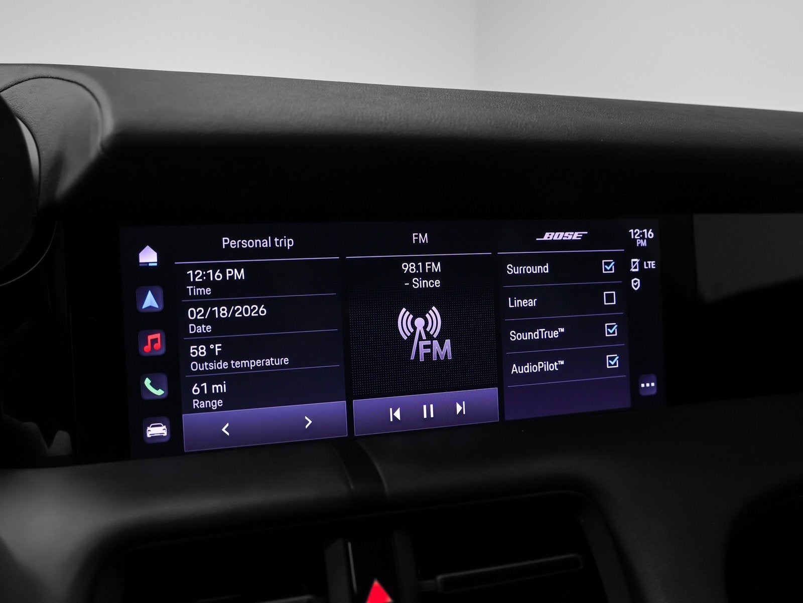 2022 Porsche Taycan Base