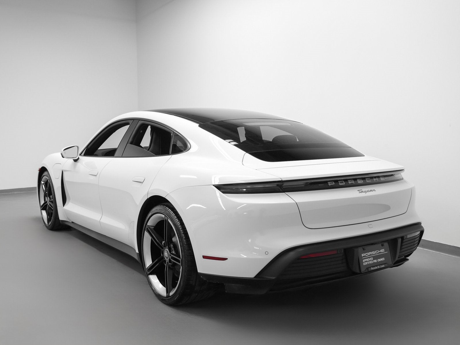 2022 Porsche Taycan Base