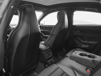 2022 Porsche Taycan Base