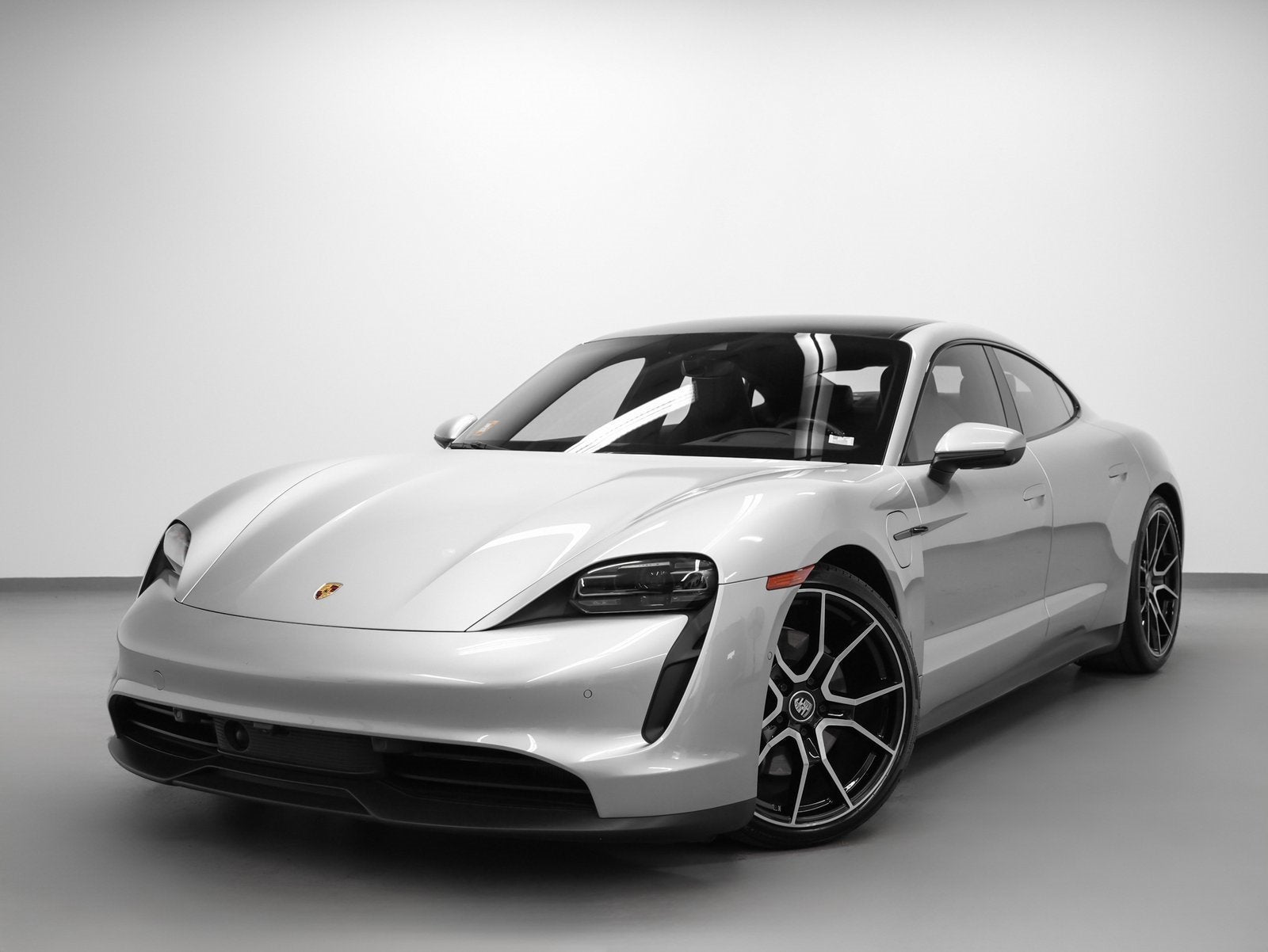 2023 Porsche Taycan Base