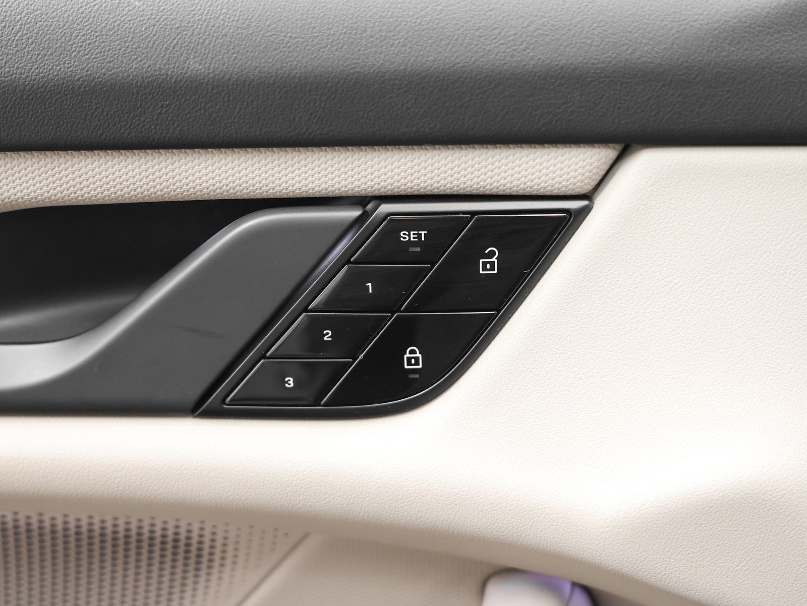 2021 Porsche Taycan Base