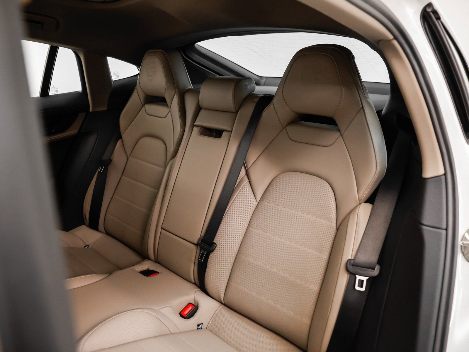 2025 Porsche Panamera 4