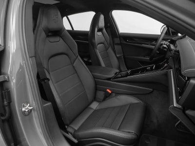 2025 Porsche Panamera 4