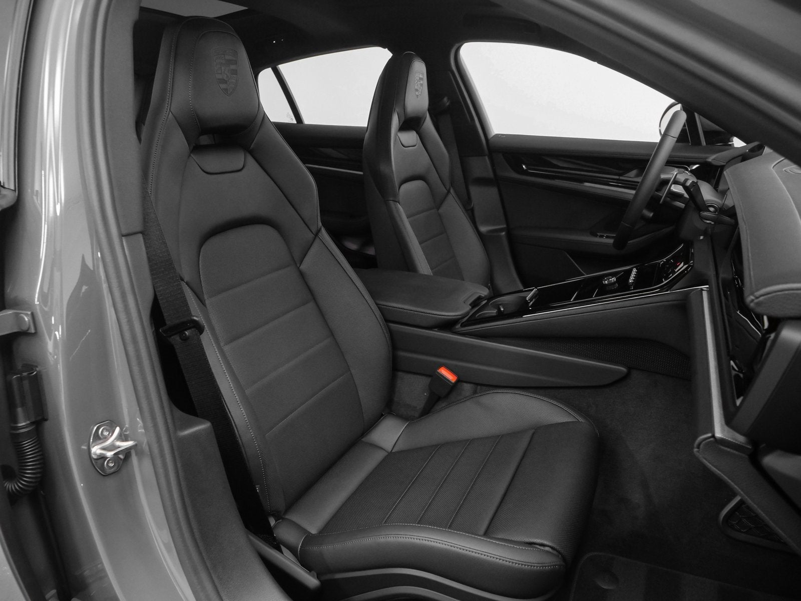 2025 Porsche Panamera 4