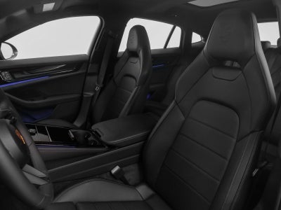 2025 Porsche Panamera 4