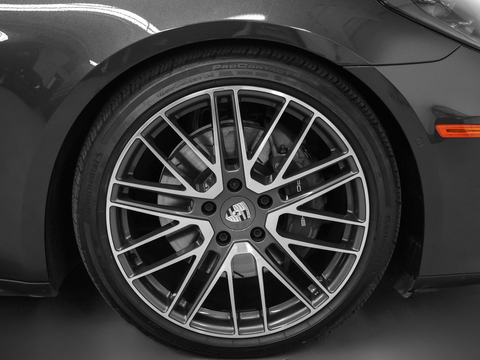 2025 Porsche Panamera 4