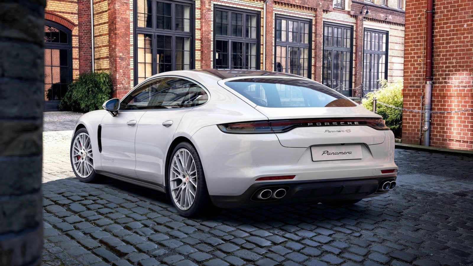 2022 Porsche Panamera 4S